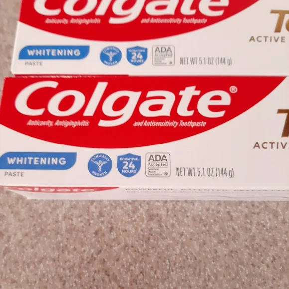 Colgate Total Toothpaste Bundle - Picture 5 of 7
